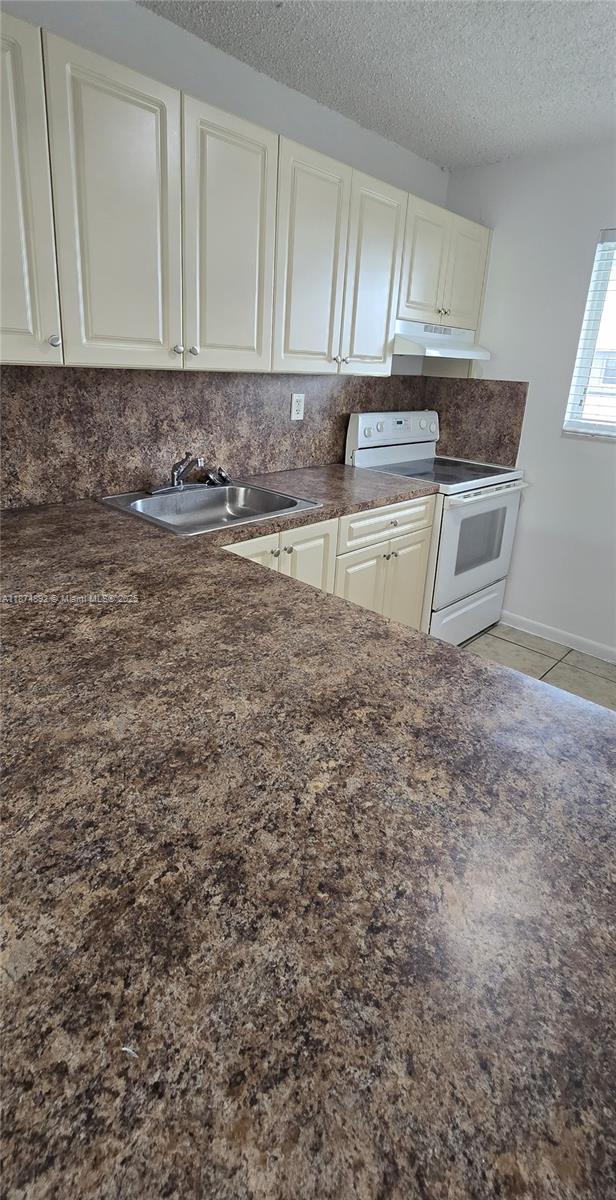 A A DOOLEY SUB - фото