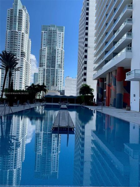 50 BISCAYNE CONDO