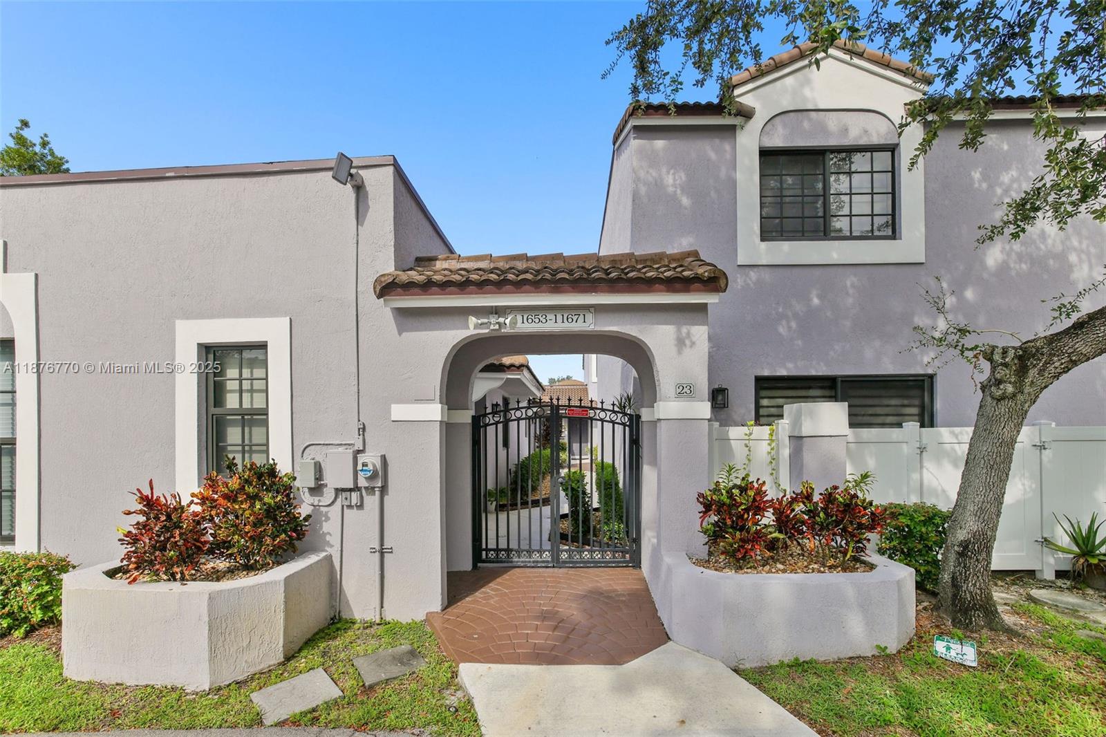 Pierpointe Two - фото