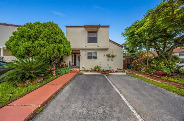 East Wind Lake Village