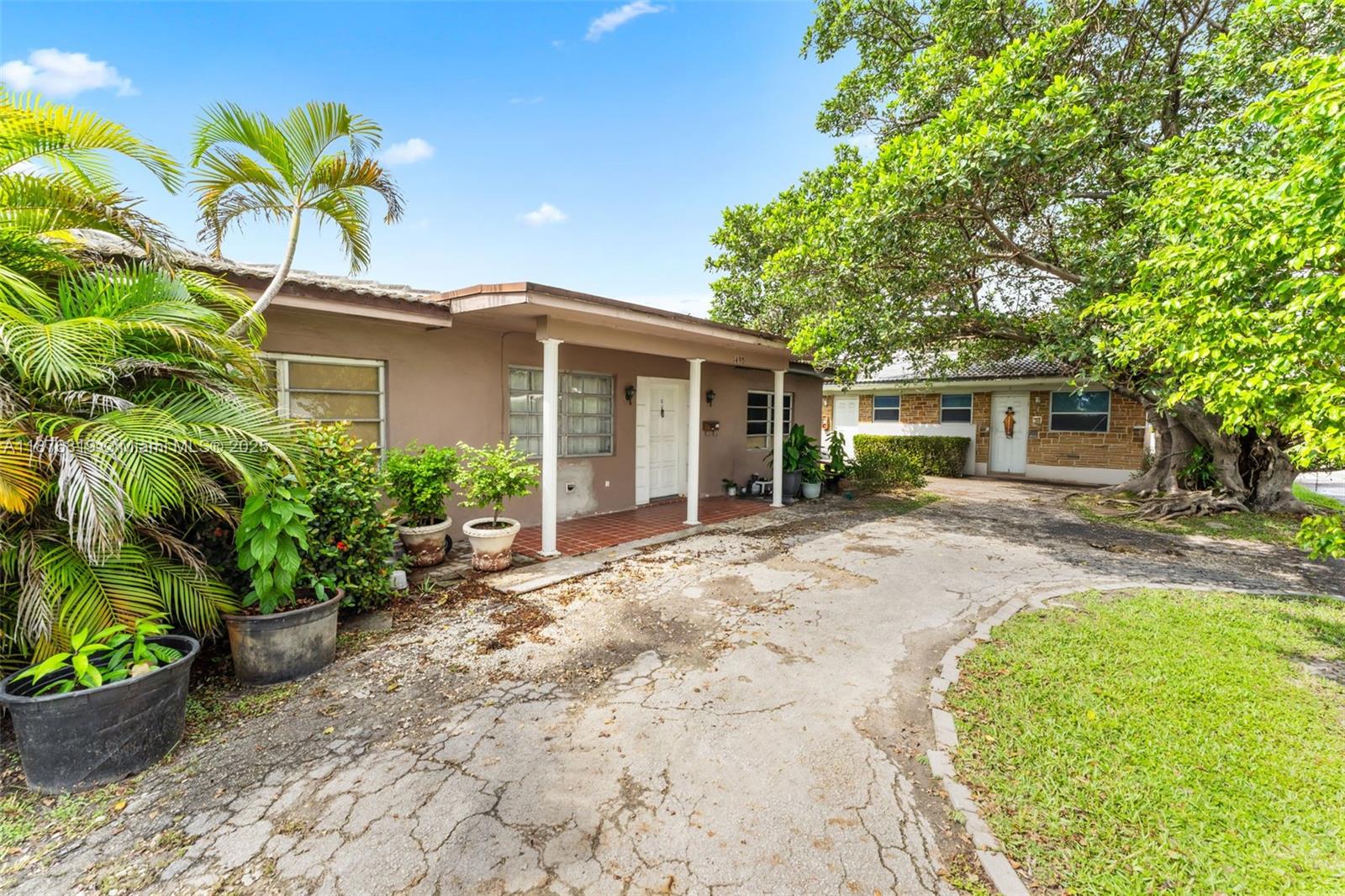 EDGEWATER PARK AMD PL - фото