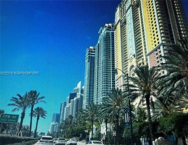 16909 N BAY RD #712, SUNNY ISLES BEACH, FL 33160