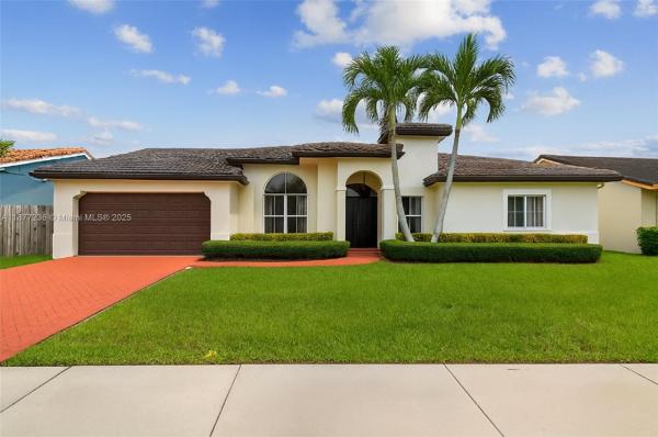 REVISED PLAT OF HAMMOCKS