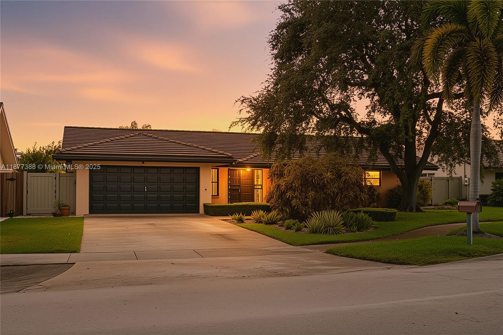 DAMIAN GALLOWAY ESTATES - фото