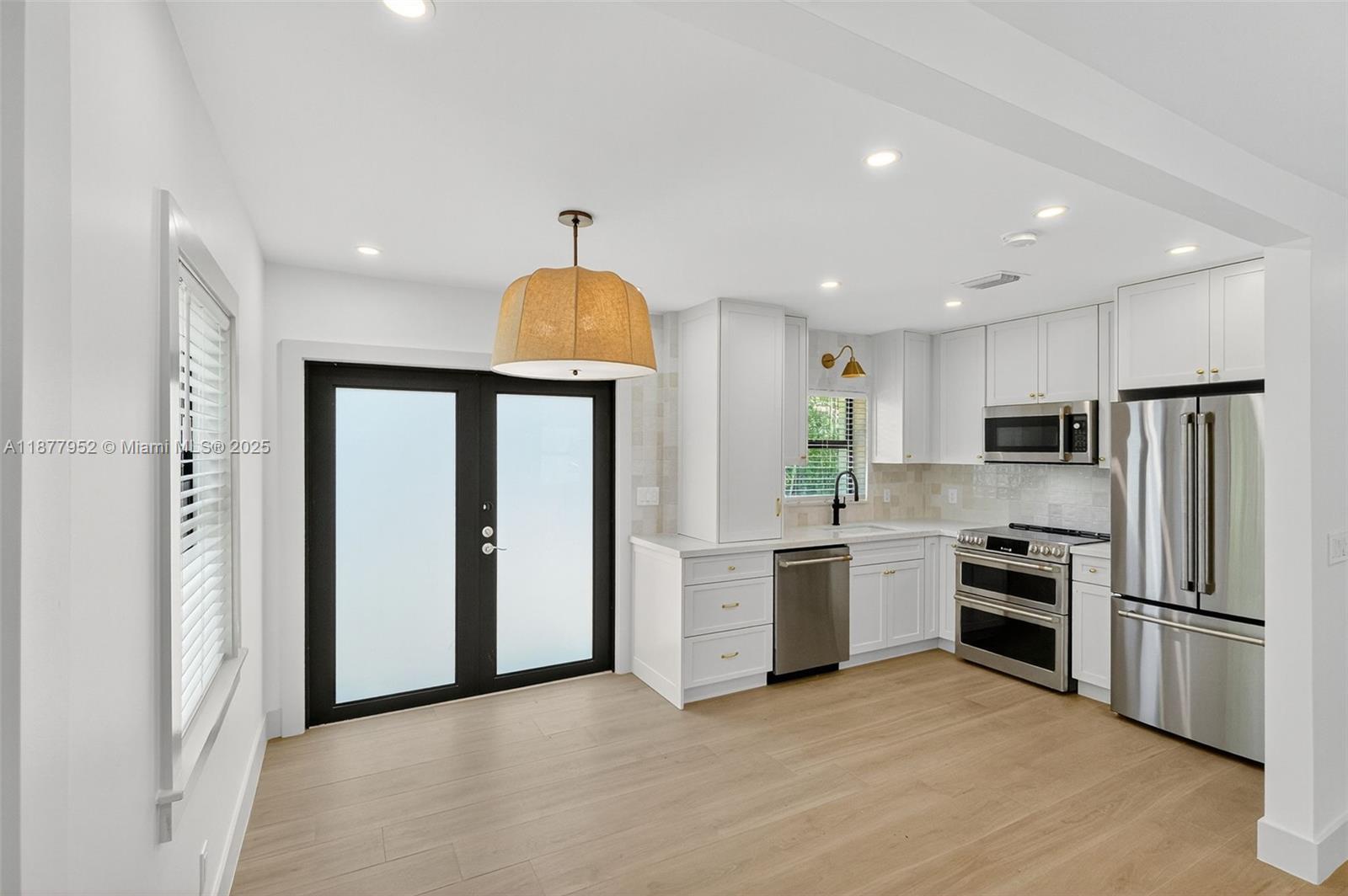 CORAL GABLES FLAGLER STRE - фото