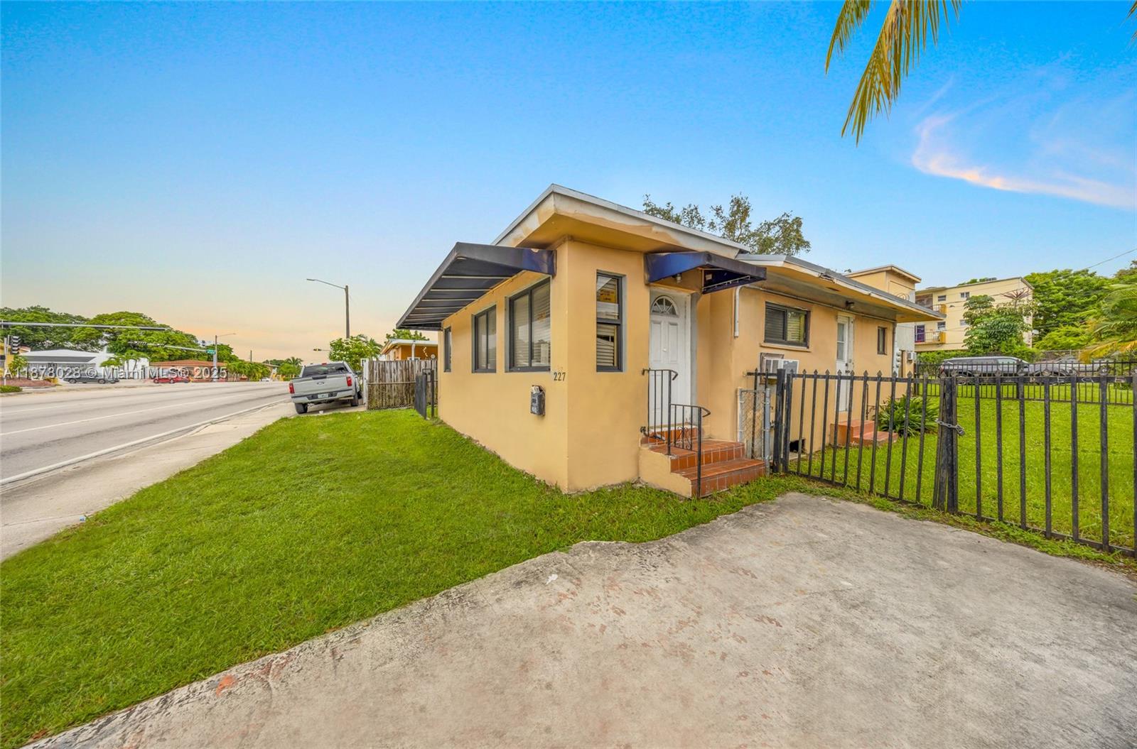 LAWRENCE EST LAND CO SUB - фото