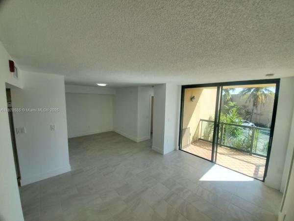 INTERNATIONAL PARK I COND