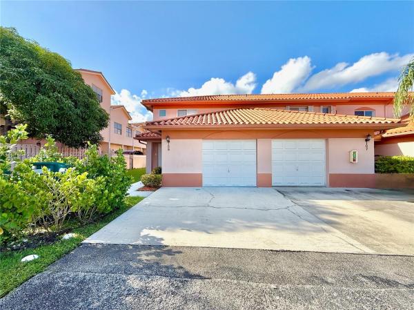 LAGUNA POINTE AT CALIF