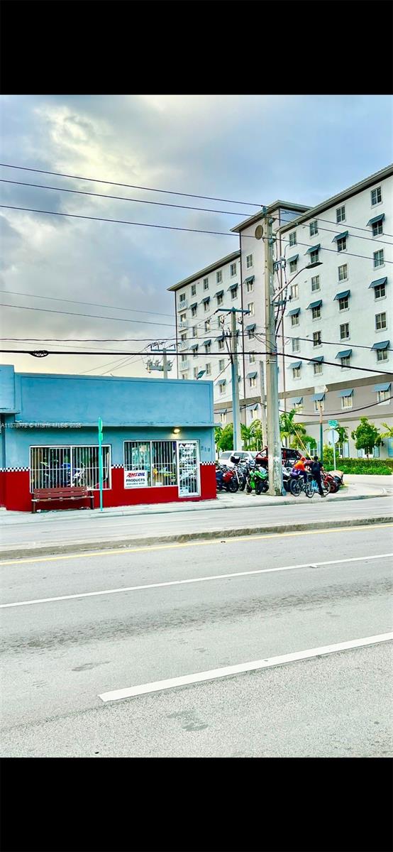 Multi Family - фото