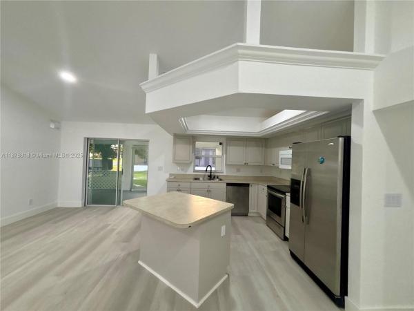CAPE CORAL UNIT 58(331320)