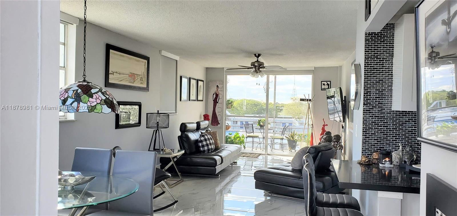 EL CONQUISTADOR SOUTH CON - фото