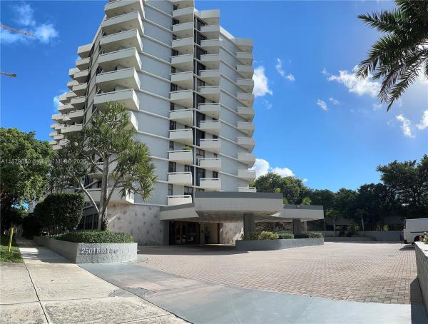BRICKELL PARK CONDO