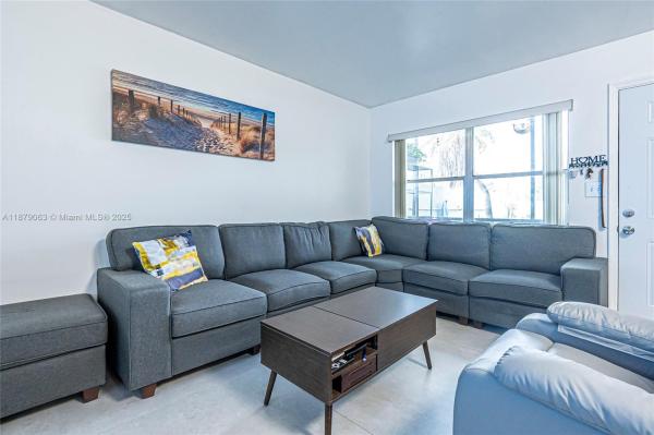 SANTA MONICA CONDOMINIUM