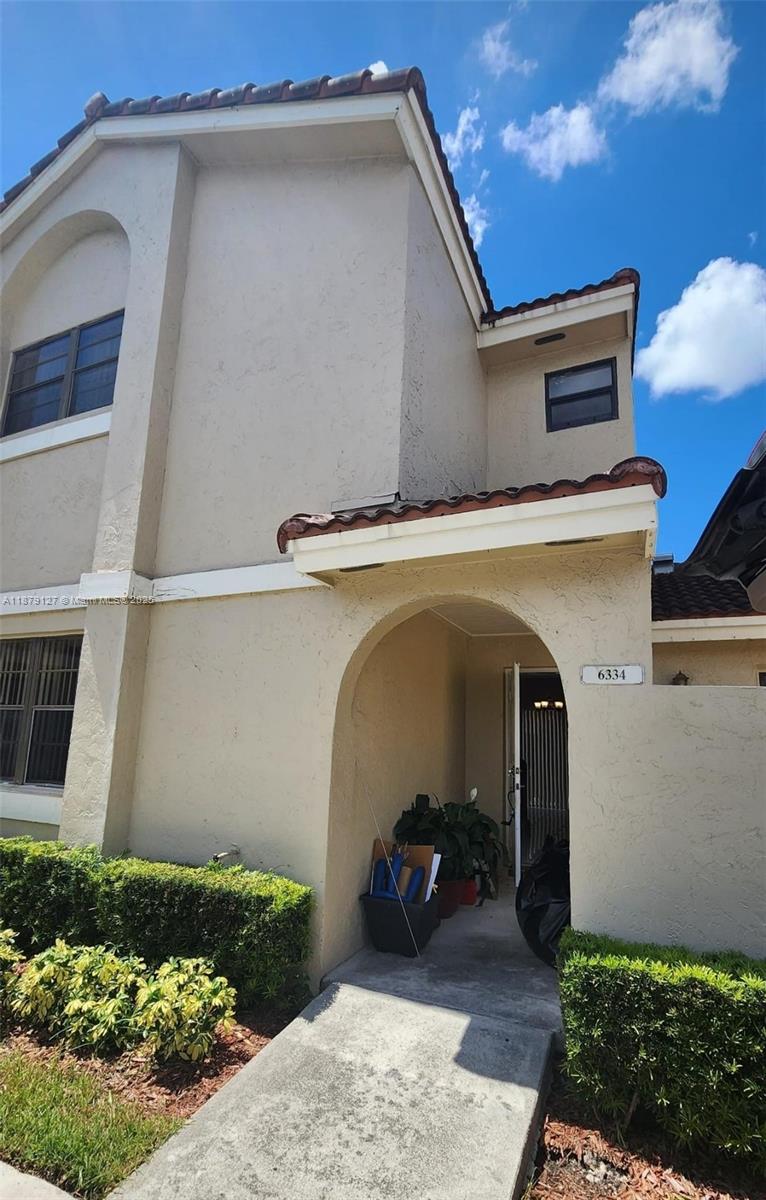 VILLA HOMES AT THE MOORS - фото