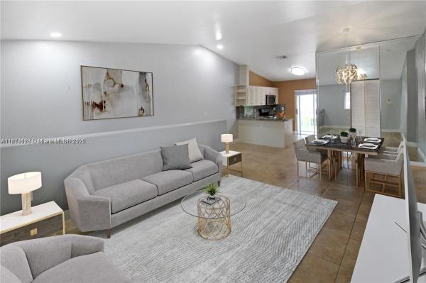 GARDEN VILLAS CONDO II