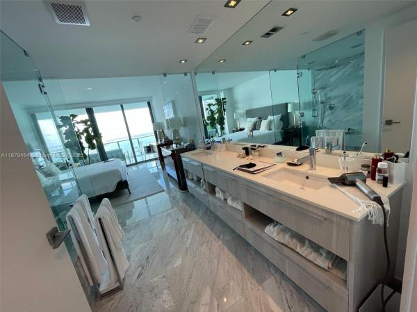 3131 NE 7TH AVE #4403, MIAMI, FL 33137