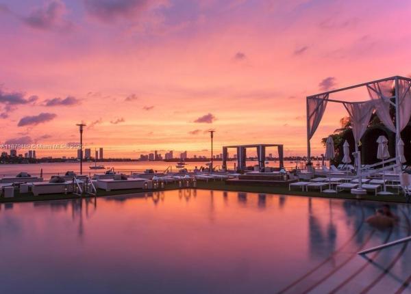 1100 WEST CONDO HOTEL