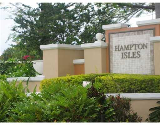 HAMPTON ISLES CONDO
