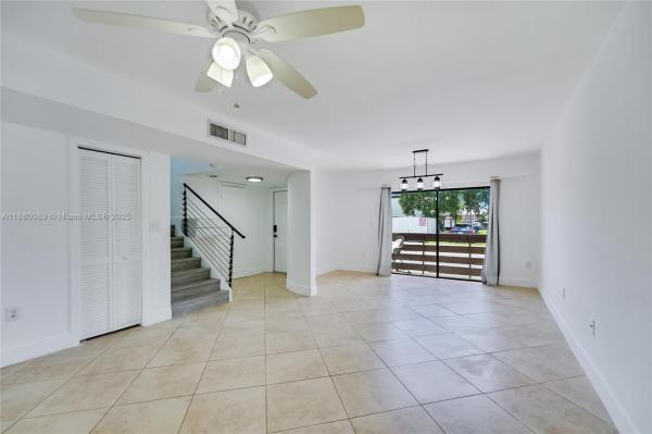 MIDWAY GARDENS APT CONDO