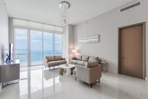 15901 COLLINS AVE #4203, SUNNY ISLES BEACH, FL 33160