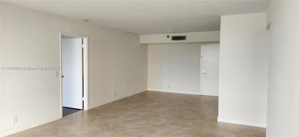 3300 NE 191ST ST #614, AVENTURA, FL 33180
