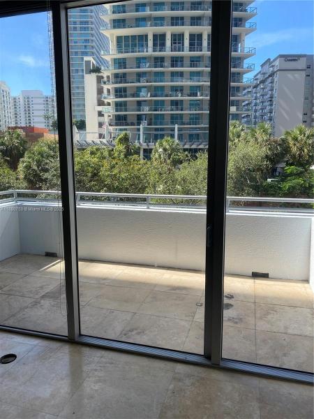 1060 Brickell Condo