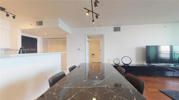 YACHT CLUB AT PORTOFINO C