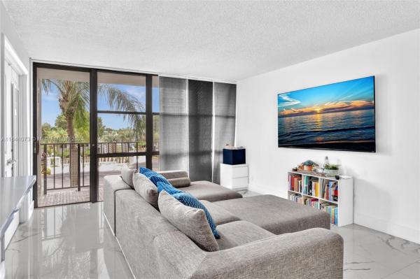 OCEANVIEW PARK CONDO