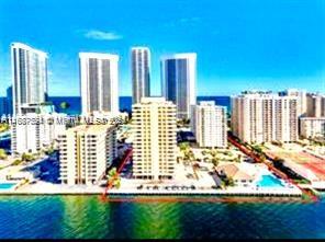 PLAZA TOWERS NORTH CONDO