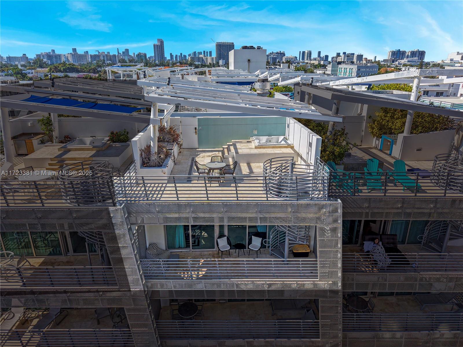 DE SOLEIL - фото