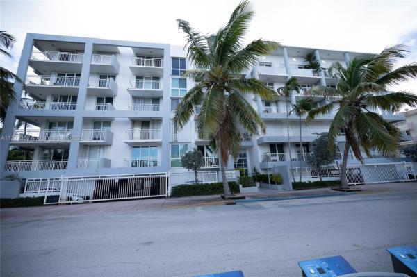 PARK BEACH CLUB CONDO