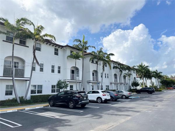 ST MAARTEN AT GRAND BAY C