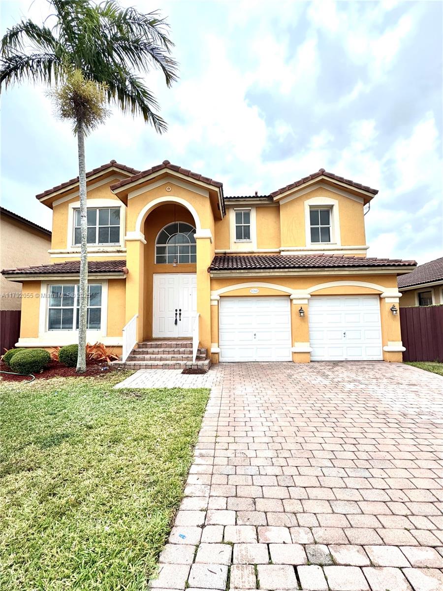 CENTURY GARDENS VILLAS - фото