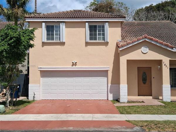 WEITZER LAGO MAR HOMES