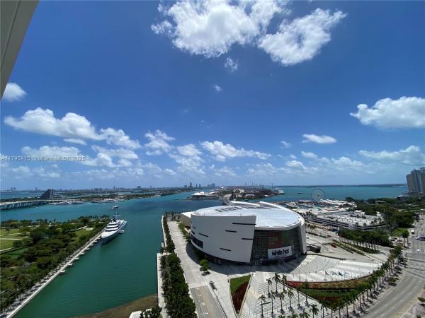 888 BISCAYNE BLVD #2405, MIAMI, FL 33132
