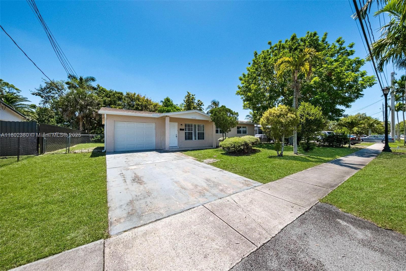 SUNRISE GOLF VILLAGE SEC - фото