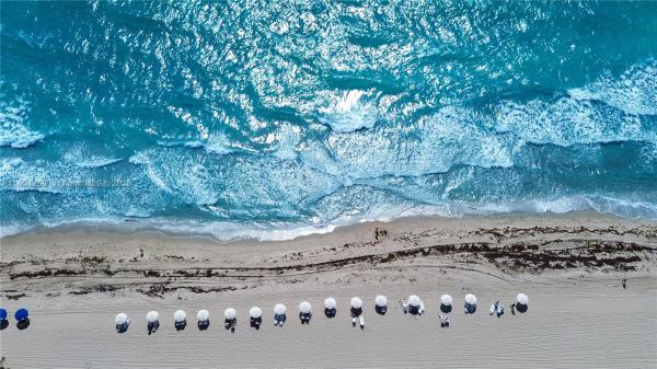 2080 S OCEAN DR #PH4, HALLANDALE BEACH, FL 33009