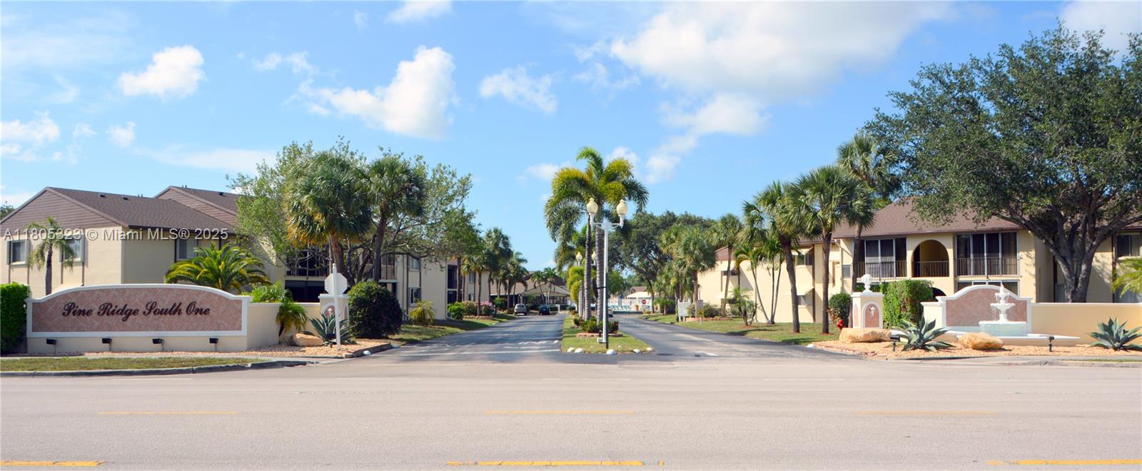 PINE RIDGE SOUTH I CONDO - фото