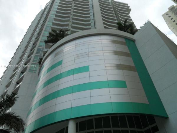 THE EMERALD AT BRICKELL C