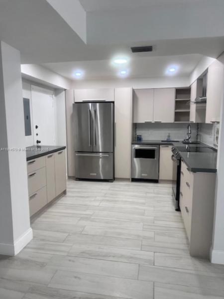 250 174TH ST #1211, SUNNY ISLES BEACH, FL 33160