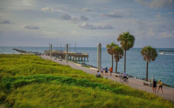 Ocean Walk on South Beach