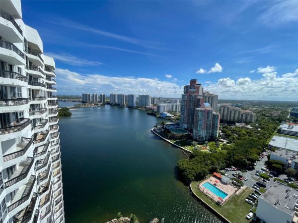 MYSTIC POINTE TOWER 500 C