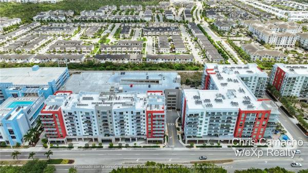 MIDTOWN AT DORAL