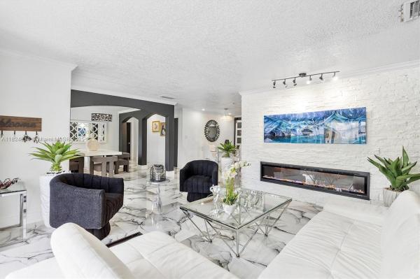 DEVON-AIRE ESTATES SEC 4