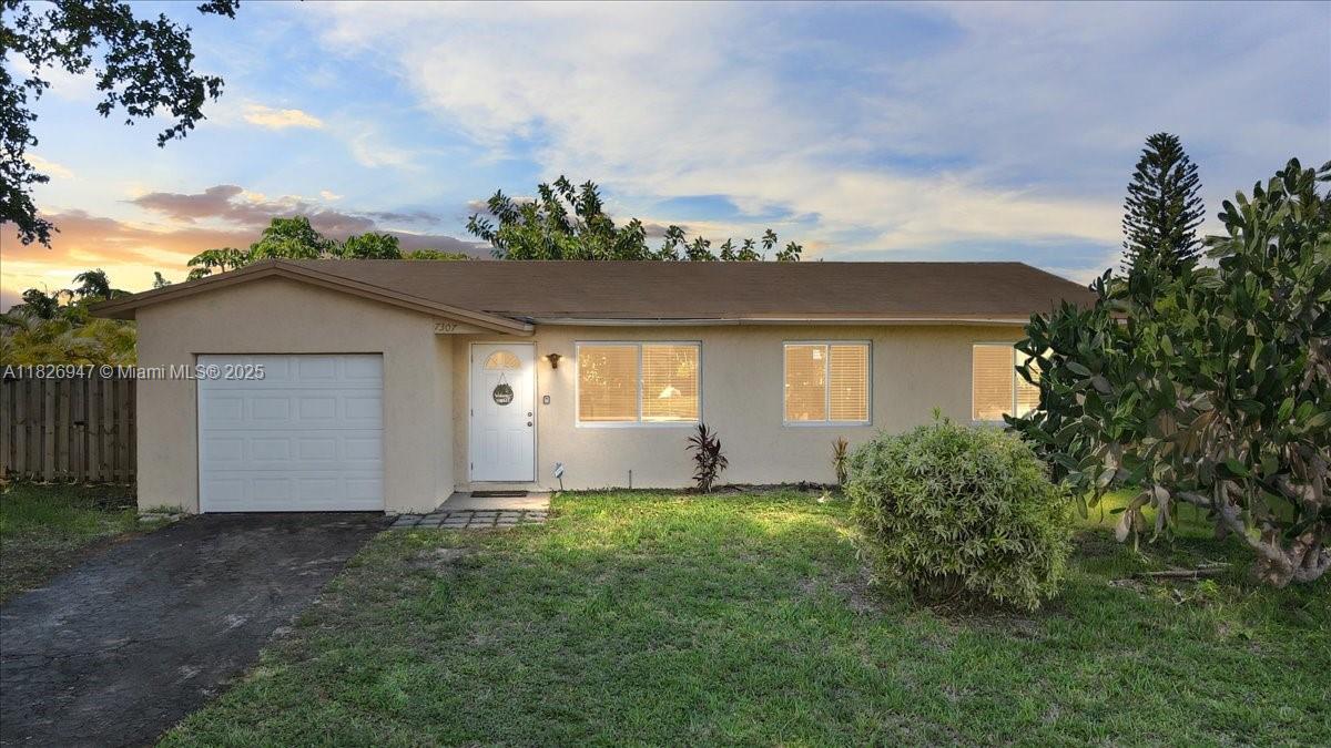 LAUDERDALE NORTH PARK - фото