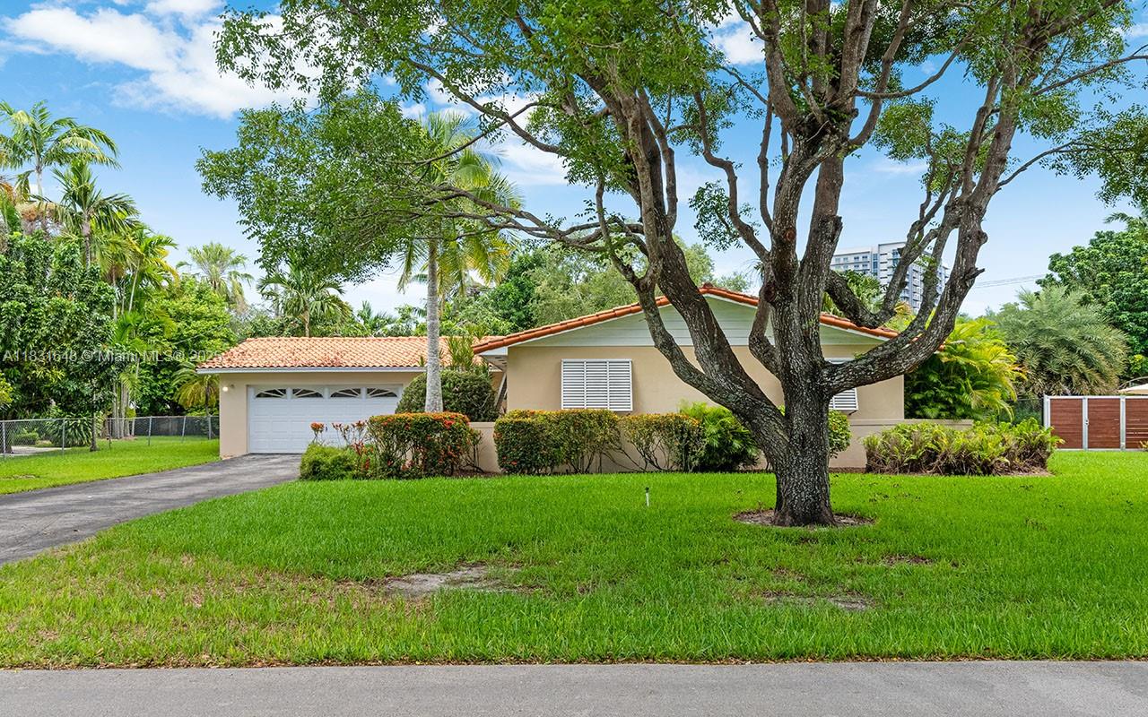 BREEZESWEPT ACRES - фото