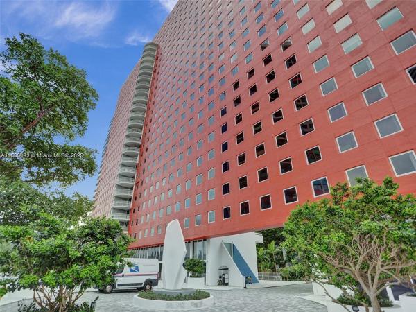 IMPERIAL AT BRICKELL CON