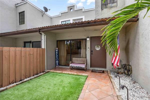 Palm Point at Hammocks