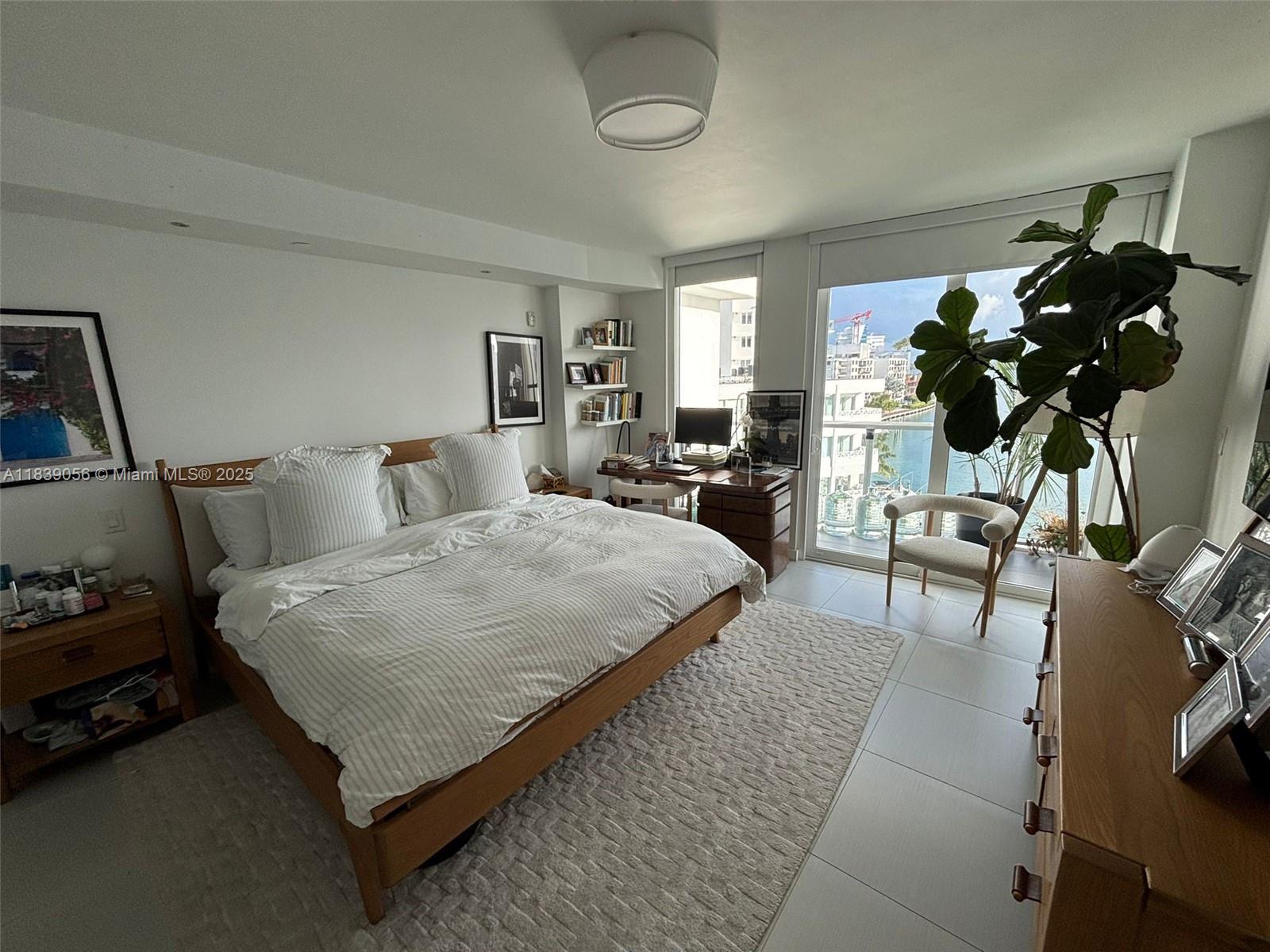 BAY HARBOUR ISLAND - фото