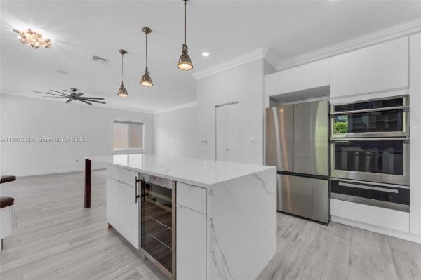 SILVER LAKES PHASE III